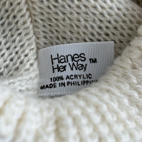 Scarf and beret set - Picture 12 of 12